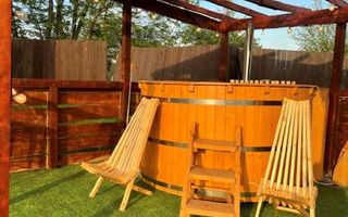 Închiriere clădire 850 mp utili, 15 camere cu baie proprie, Poiana (Schitu Duca) – ideală pentru cămin bătrâni, centru recuperare, pensiune - Poză 13