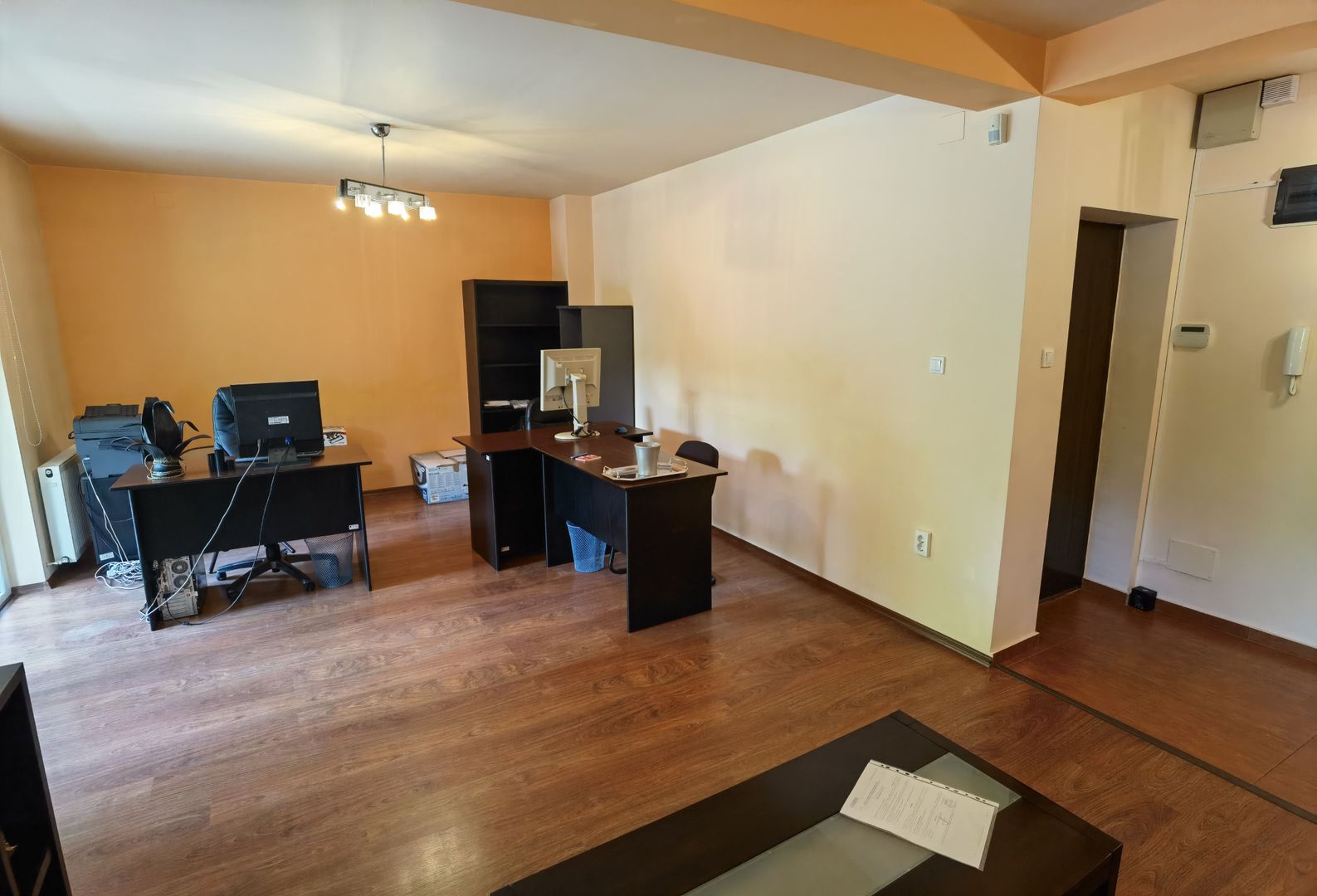 Apartament 2 cam -Birou - Poză 1