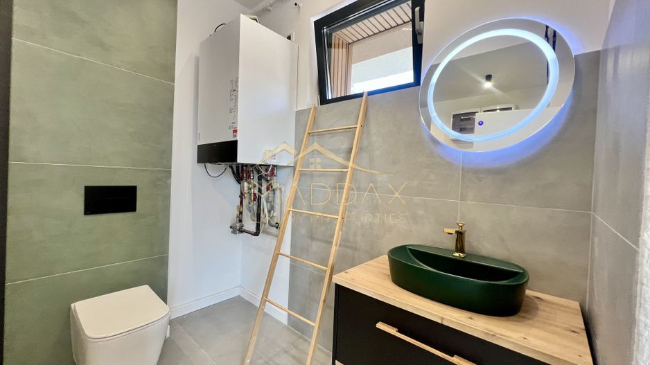 Vilă **6 camere  **451mp // Zona Iancu Nicolae - Poză 117