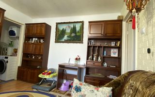 Apartament cu 2 camere semidecomandat Zona Micro 5/2 - Poză 2