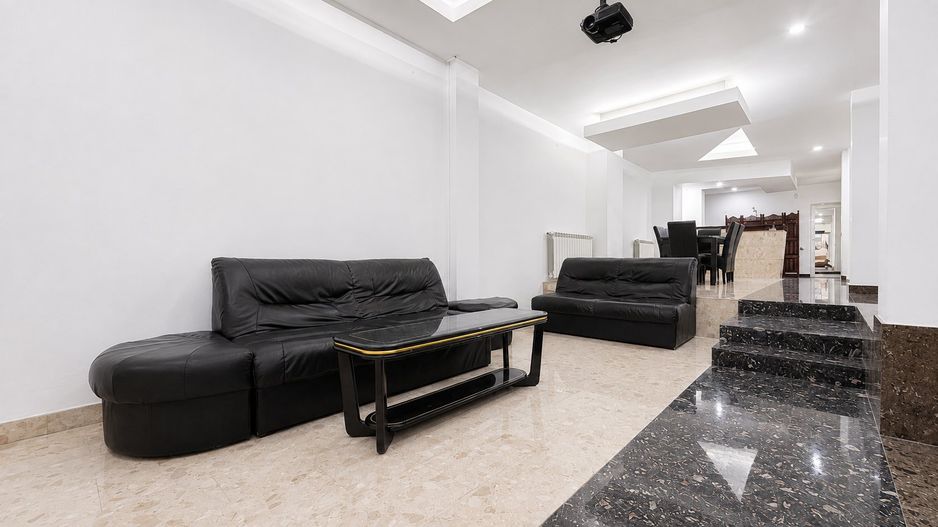 Vila zona Stefan cel Mare - 380 mp teren - 452 mp utili, Rezidential / Office - Poză 8