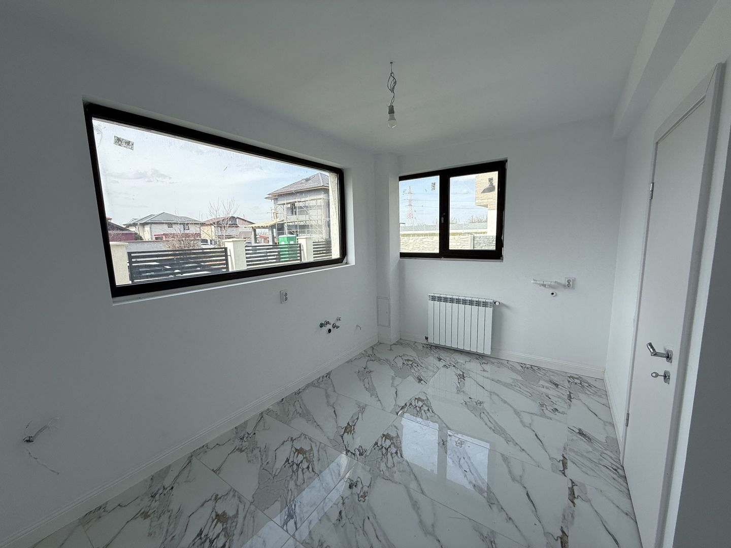 Vila 5 camere 163 mp construiți + teren 289mp - construcție 2023 - Poză 8