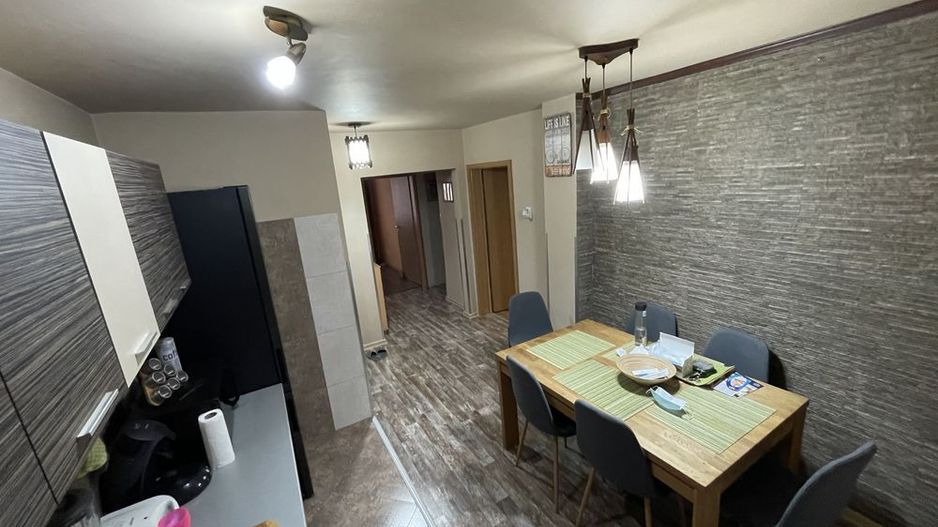 Sagului-Dambovita | 3 Camere | Decomandat | Bloc Izolat. - Poză 5