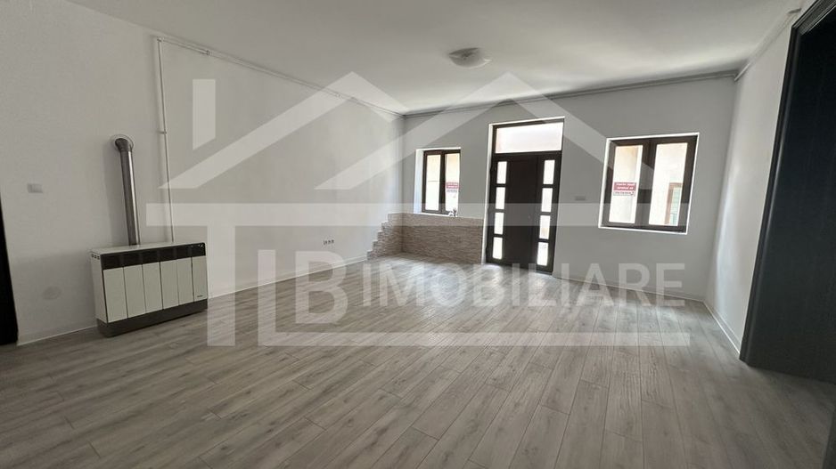 Spatiu de inchiriat, 65mp, Zona Ultra-Central - Poză 1