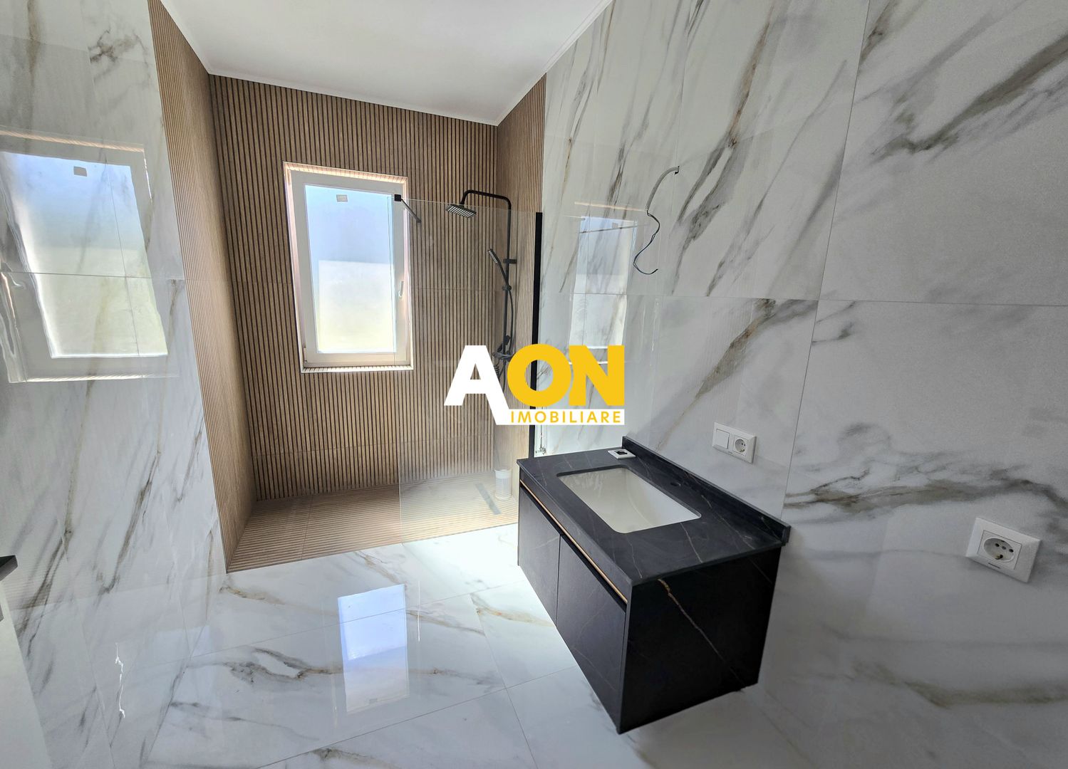 Casă Individuală de Închiriat, 4 Camere, Prima Închiriere, Ampoi 3 - Poză 13
