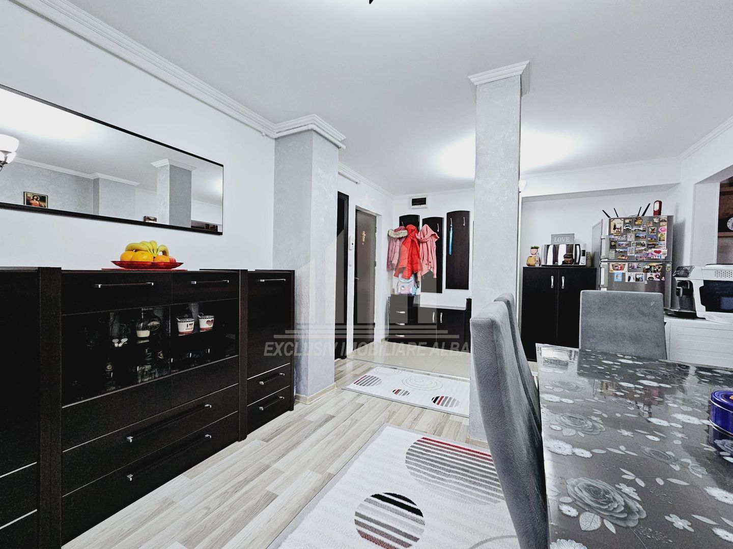 Apartament cu 3 camere de vanzare, Cetate - Poză 5