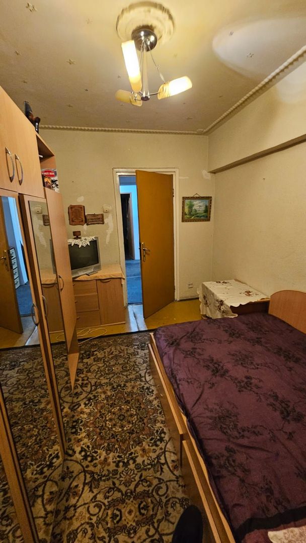 Apartament cu 4 camere de vânzare în Costin Georgian, Bucuresti - Poză 15