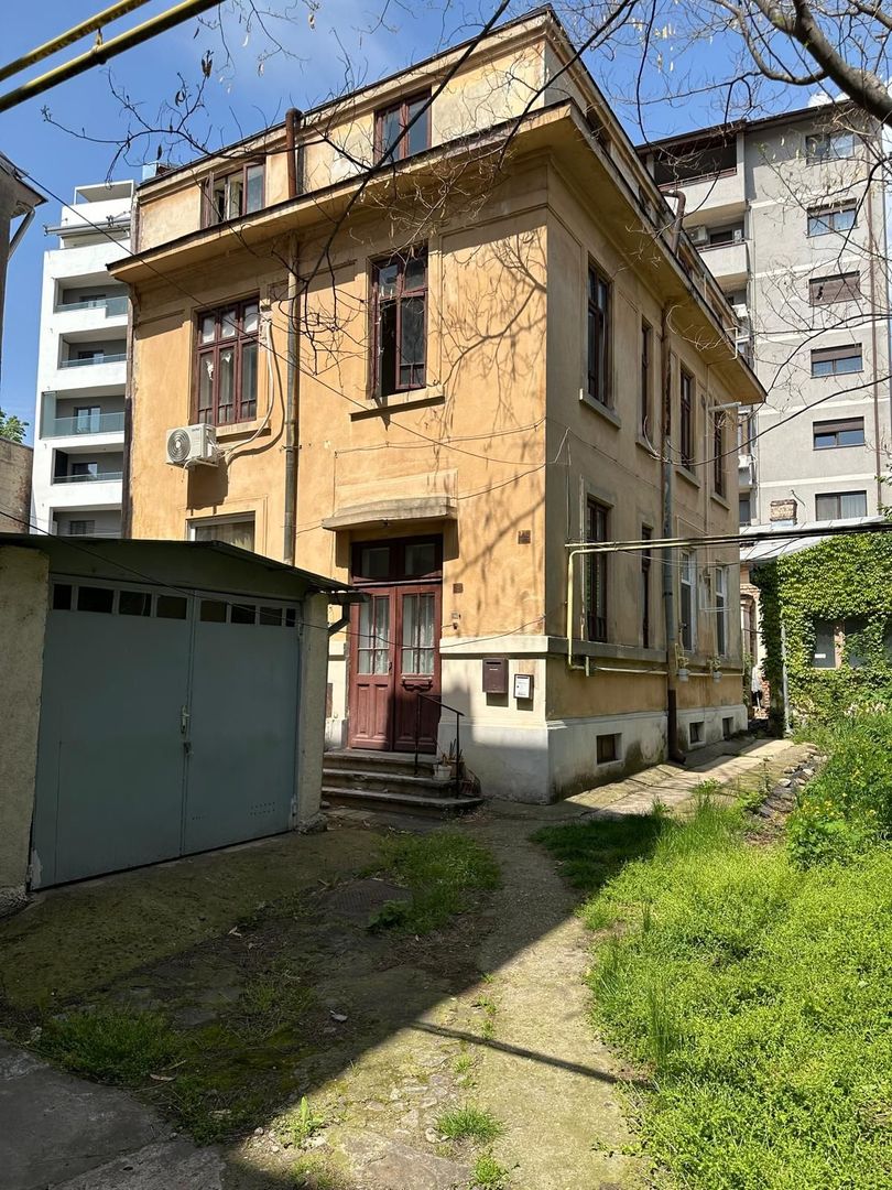 Vila 7 camere zona Dacia - Piata Spaniei - Poză 1