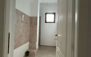 Super pret I Casa tip duplex P+1 I 4 camere I 3 bai I Balotesti - Poză 12