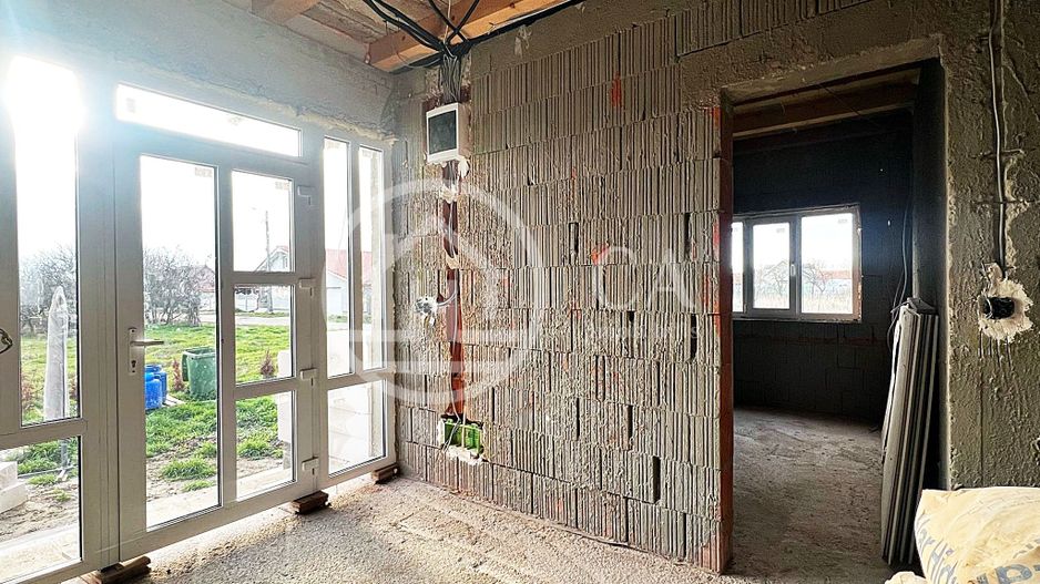 Casa de vanzare cu 3 camere in Girisu de Cris, Bihor - Poză 7