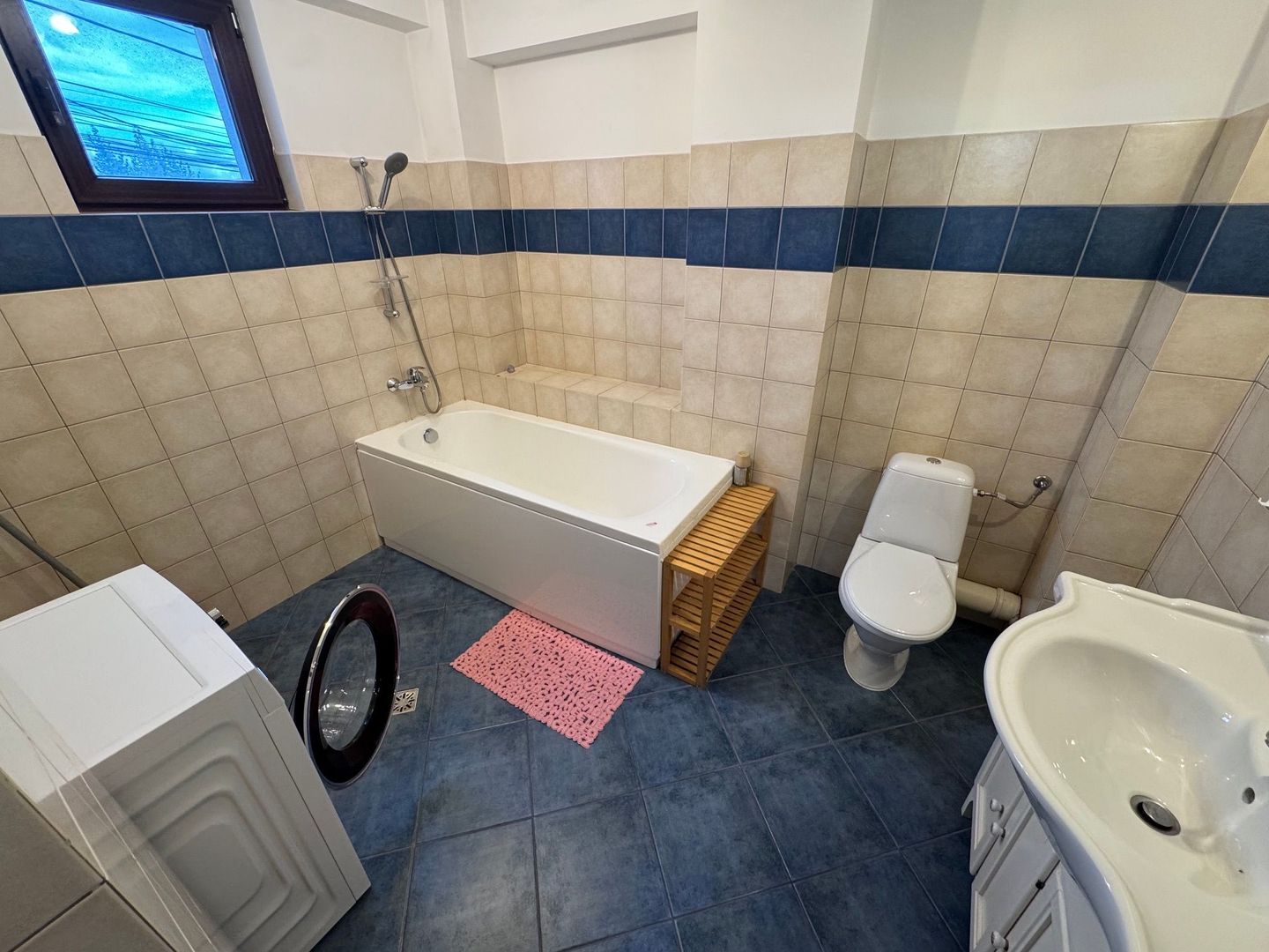Apartament 4 camere Otopeni 23 august , costuri mici - Poză 8