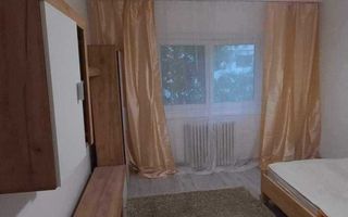 #: 3 Camere Decomandat 70mp – CUG (Zona Școala N. Iorga) - Poză 2