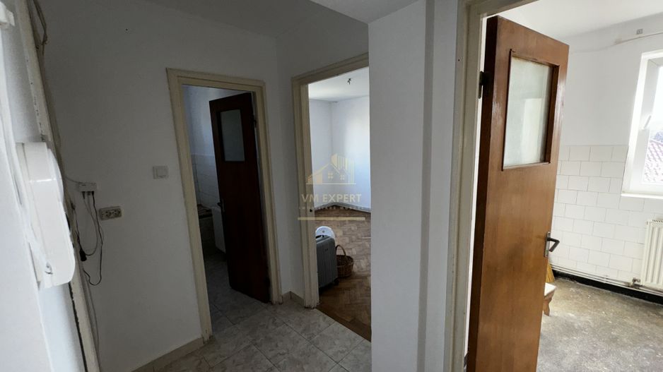 APARTAMENT 2 CAMERE, ETAJ 3, CAMPULUNG, ARGES - Poză 7