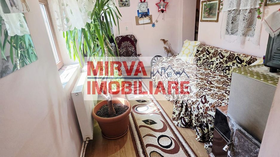 Casă 4 camere, 685 mp teren, renovată 2011 – Mănești, Zalhanaua - Poză 39