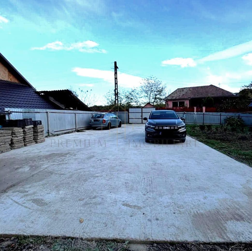 Casă individuală din lemn - Caiuti - Poză 3