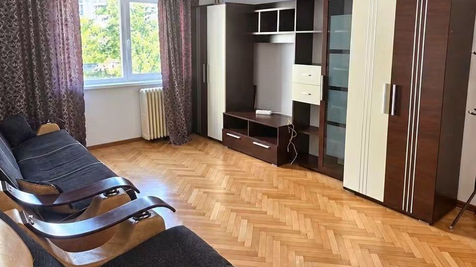2 camere decomandat Nufarul - Poză 1