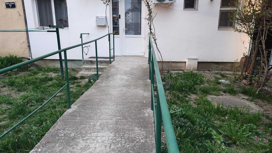 BRASADAS vinde ap 2 cam 31 mp. la PARTER in Micro 14. - Poză 1