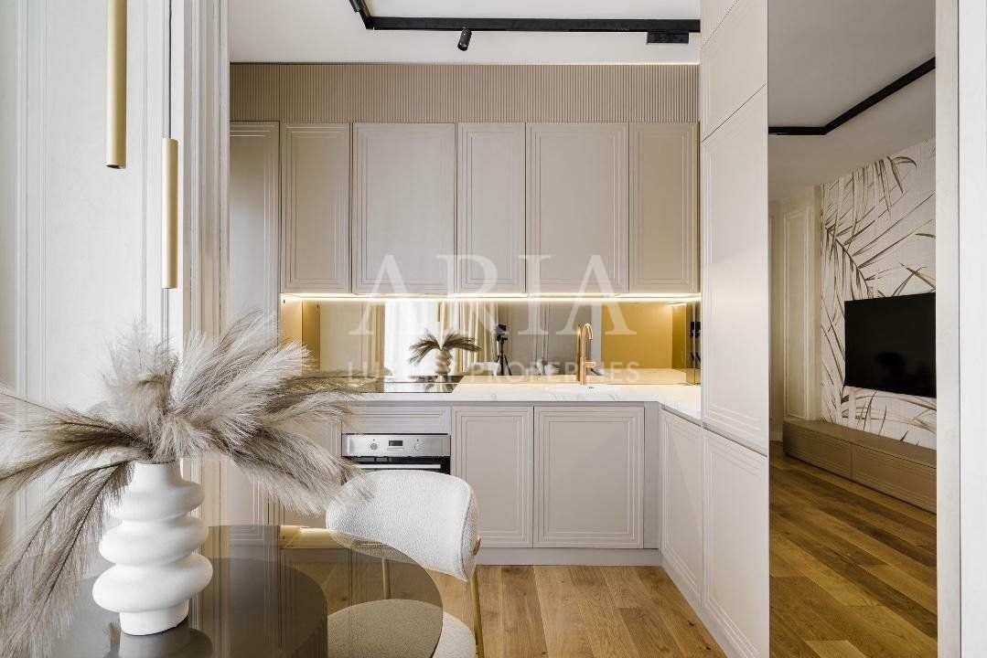 BELAIR LAKE - Brand New Luxury Apartment - LAKEFRONT - - Poză 4