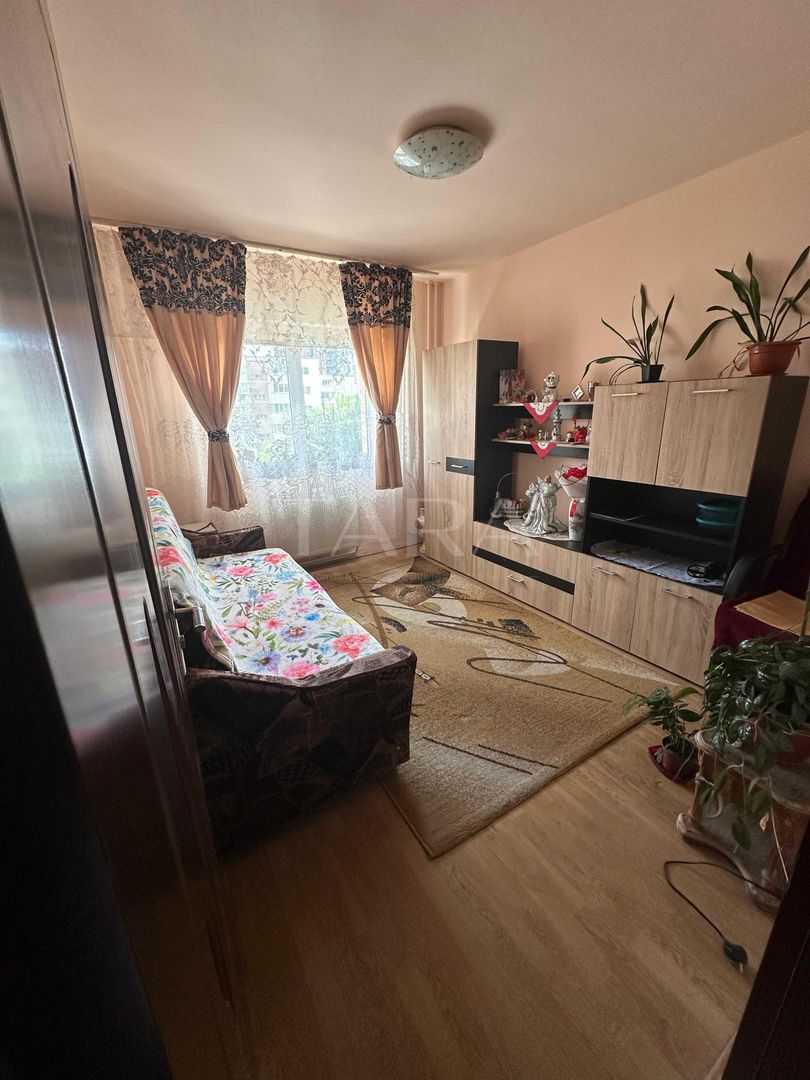 Apartament 4 camere decomandate – Mărăști, zona BRD. - Poză 1