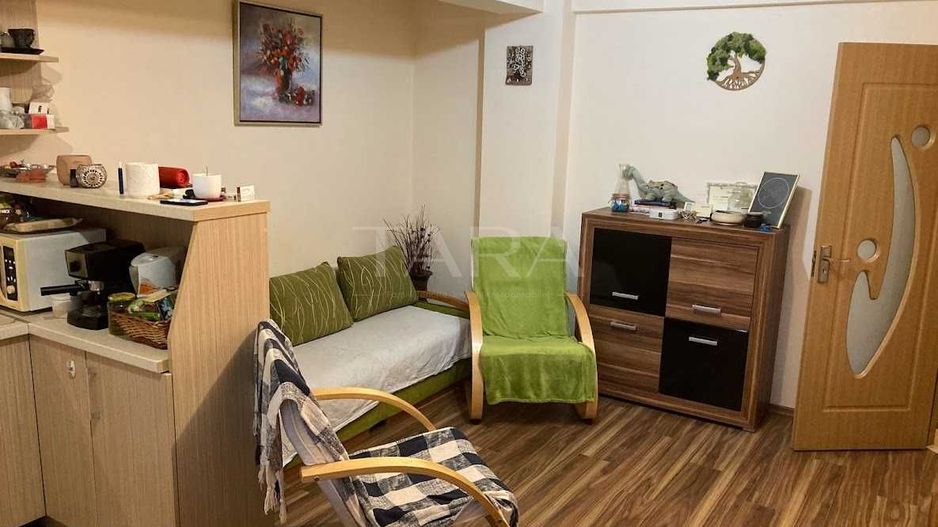 Vanzare apartament 2 camere, complet mobilat și utilat. - Poză 1