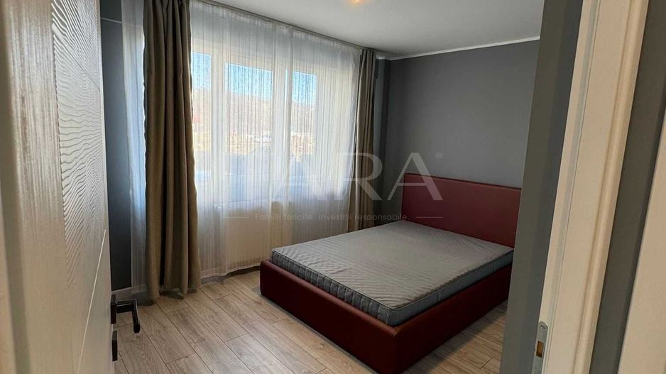Apartament 3 camere cu curte și balcon, în zona Tineretului - Poză 4