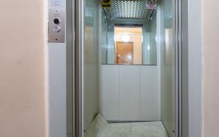 Apartament 2 camere decomandat, Str. Carpați, Bacău - Poză 20