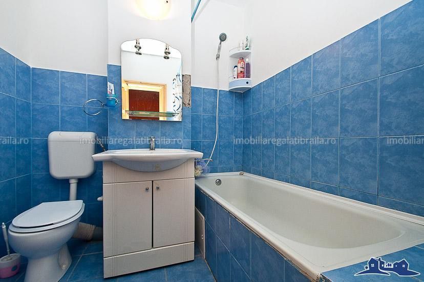 De inchiriat apartament cu 2 camere, Piata Centrala, 370 euro - Poză 4