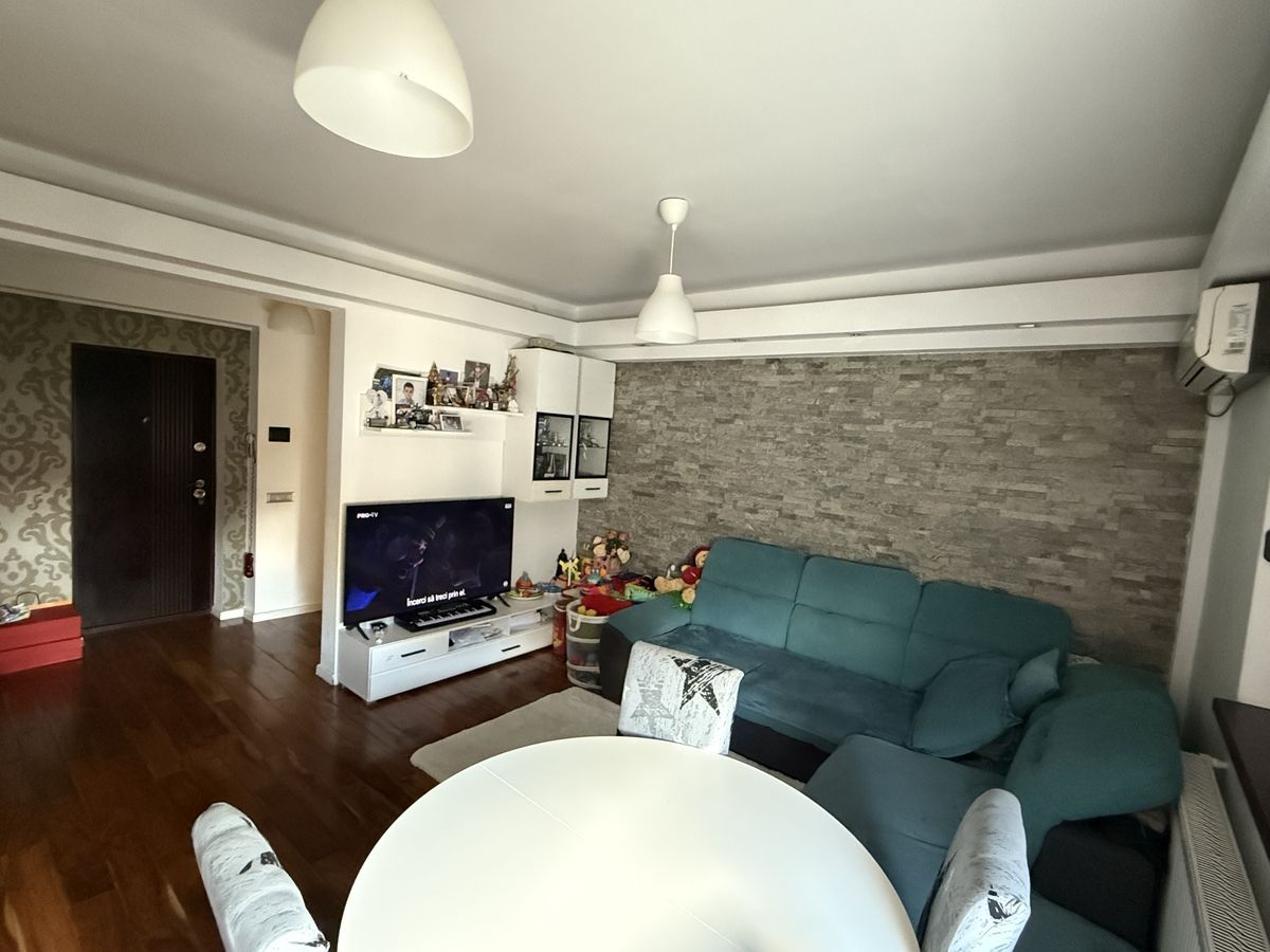 Apartament de vânzare, 2 camere Cismigiu, decomandat, mobilat, reabilitat - Poză 3