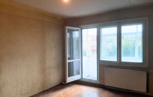Apartament 2 camere 89000 EUR etaj intermediar foarte aproape de piata Astra