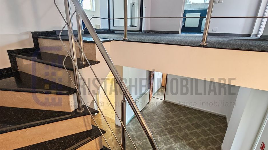 Vilă Cartierul Vitan / destinatie birouri sau activitati comerciale - Poză 4