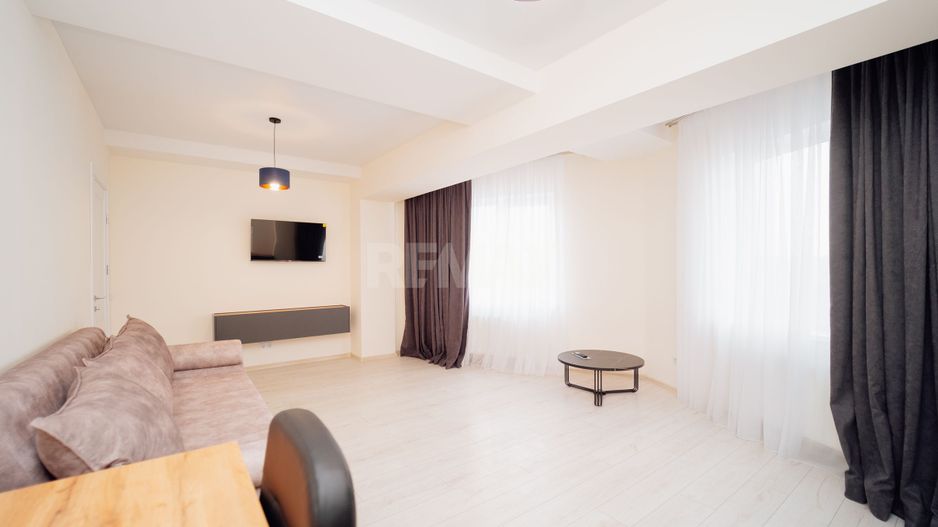 Apartament la chirie - Poză 3
