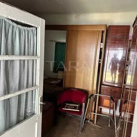 Apartament 3 camere la casă cu curte și grădină – zonă centrală. - Poză 3