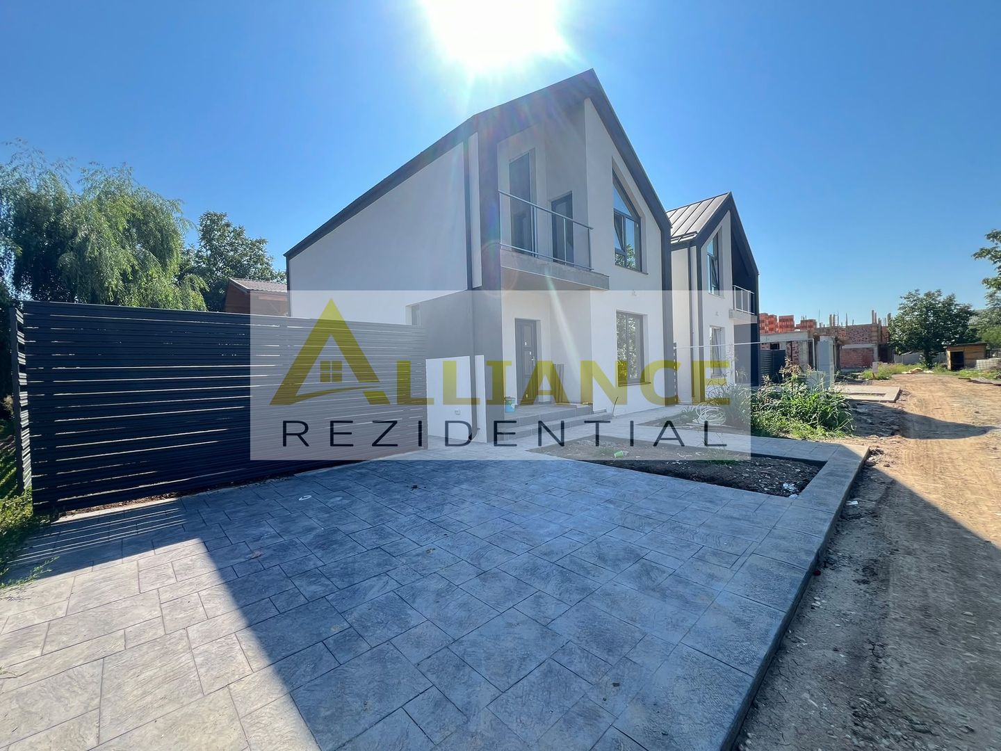 Casa Individuala - 4 camere - 400 M de STV - Poză 8