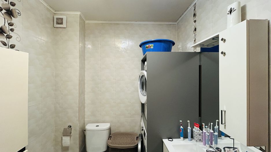 Apartament mobilat, cu 3 camere, 2 balcoane, 2 parcari - Selimbar - Poză 5