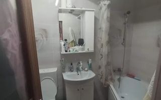 Apartament cu 2 camere de vânzare, Floresti - Poză 6