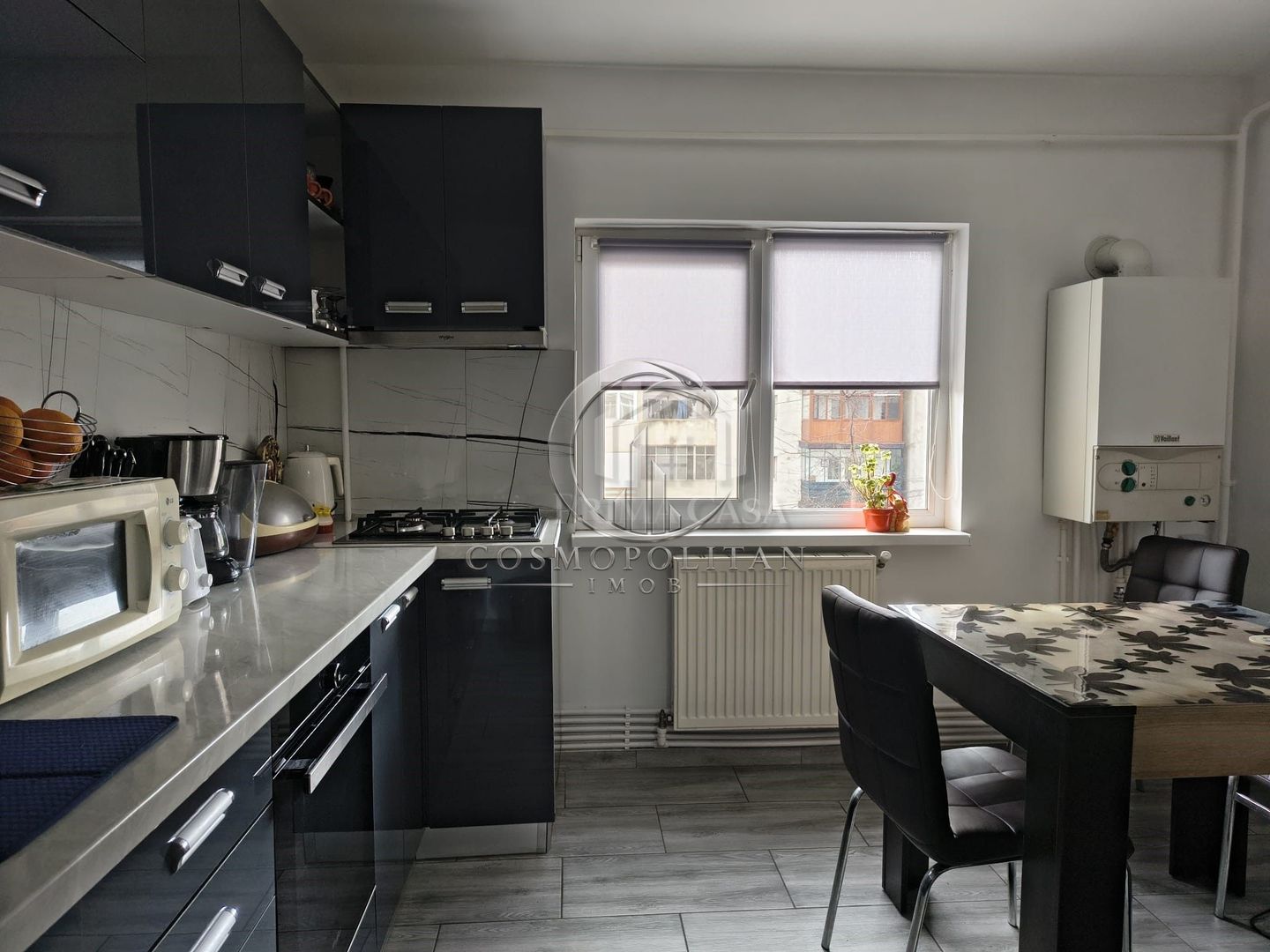 Apartament cu 2 camere ~ zona Parcul Tineretului / Sala Sporturilor ~ etaj 2 - Poză 4