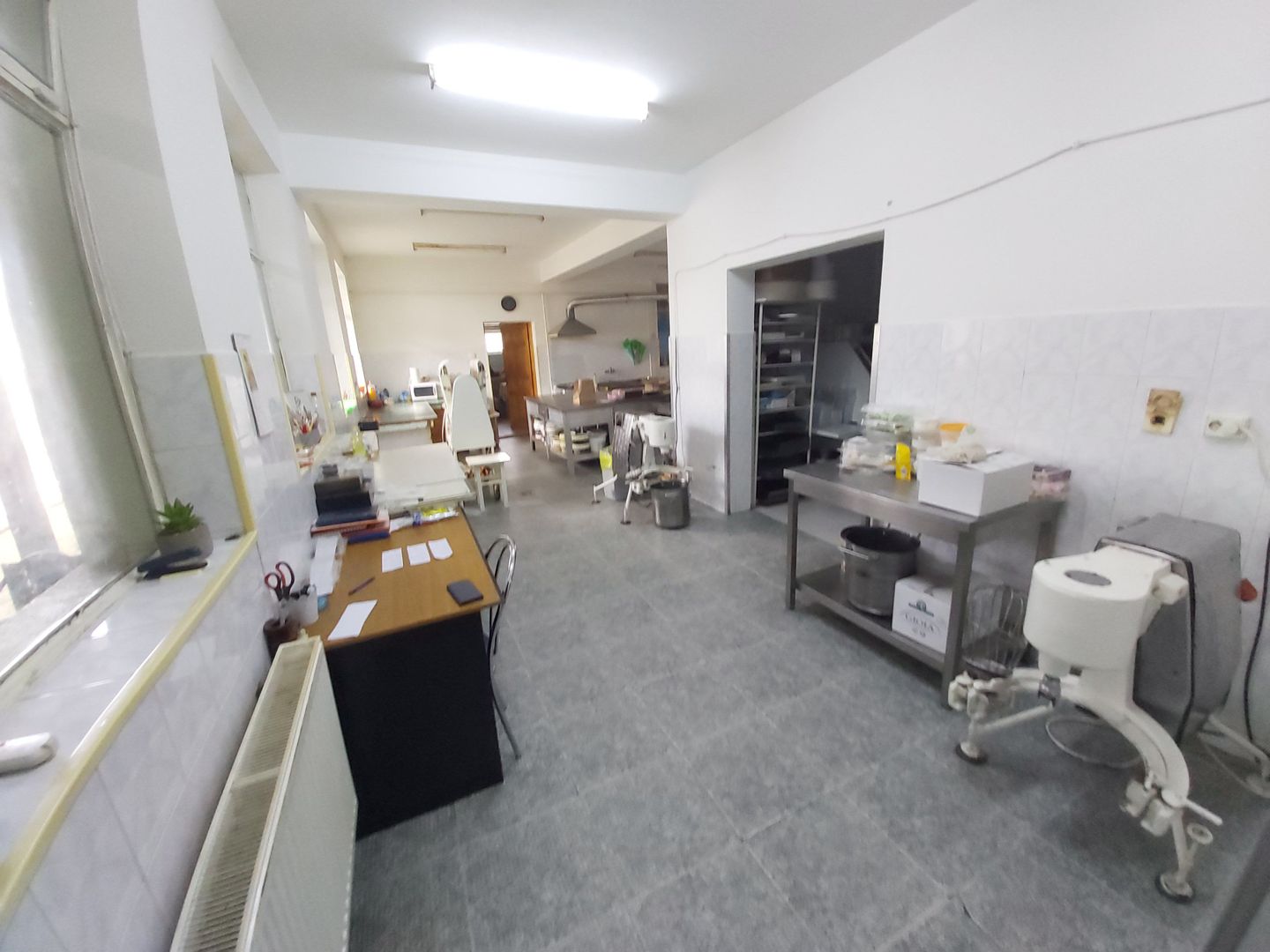 IMOBIL DE LOCUIT SI SPATIU COMERCIAL IN ZONA MEHALA -CETATII - Poză 2