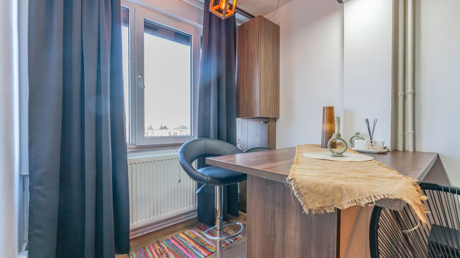 Închiriere garsonieră Brașov, Astra: Aer condiționat, centrală proprie - Poză 4