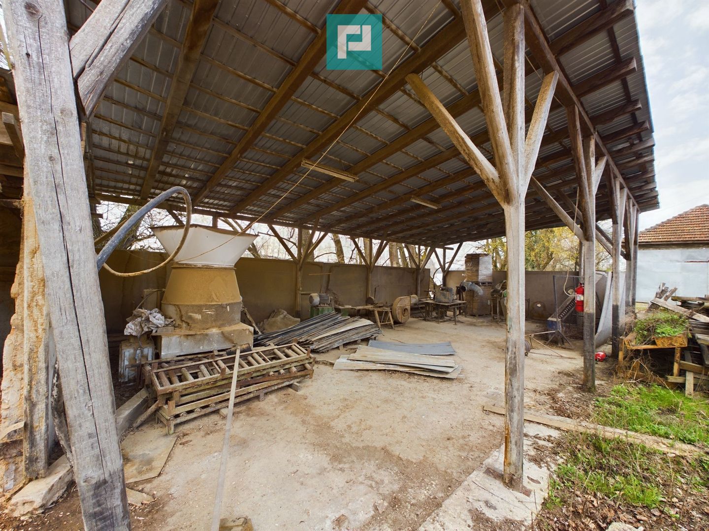 Fabrică de prelucrare a lemnului și palului - Poză 35