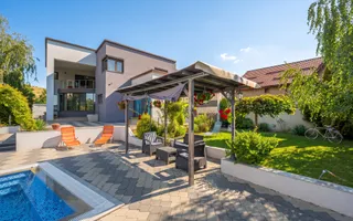Vilă 342 mp cu piscină și 800 mp teren / 4 dormitoare / Pleașa - Poză 57
