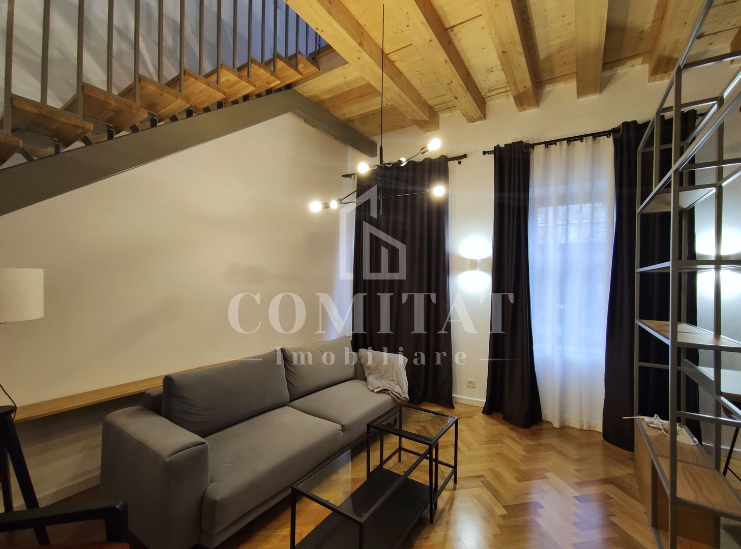 Apartament ultrafinisat în zona ultracentrală | Scară interioară - Poză 4