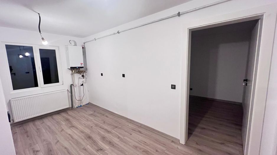 Apartament cu 3 camere de vanzare | Cartierul Manastur | Semidecomandat | - Poză 4