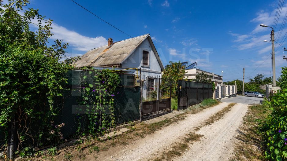 Vânzare, casă, 2 nivele, 3 camere, șoseaua Chișinău-Tighina, Sângera - Poză 3