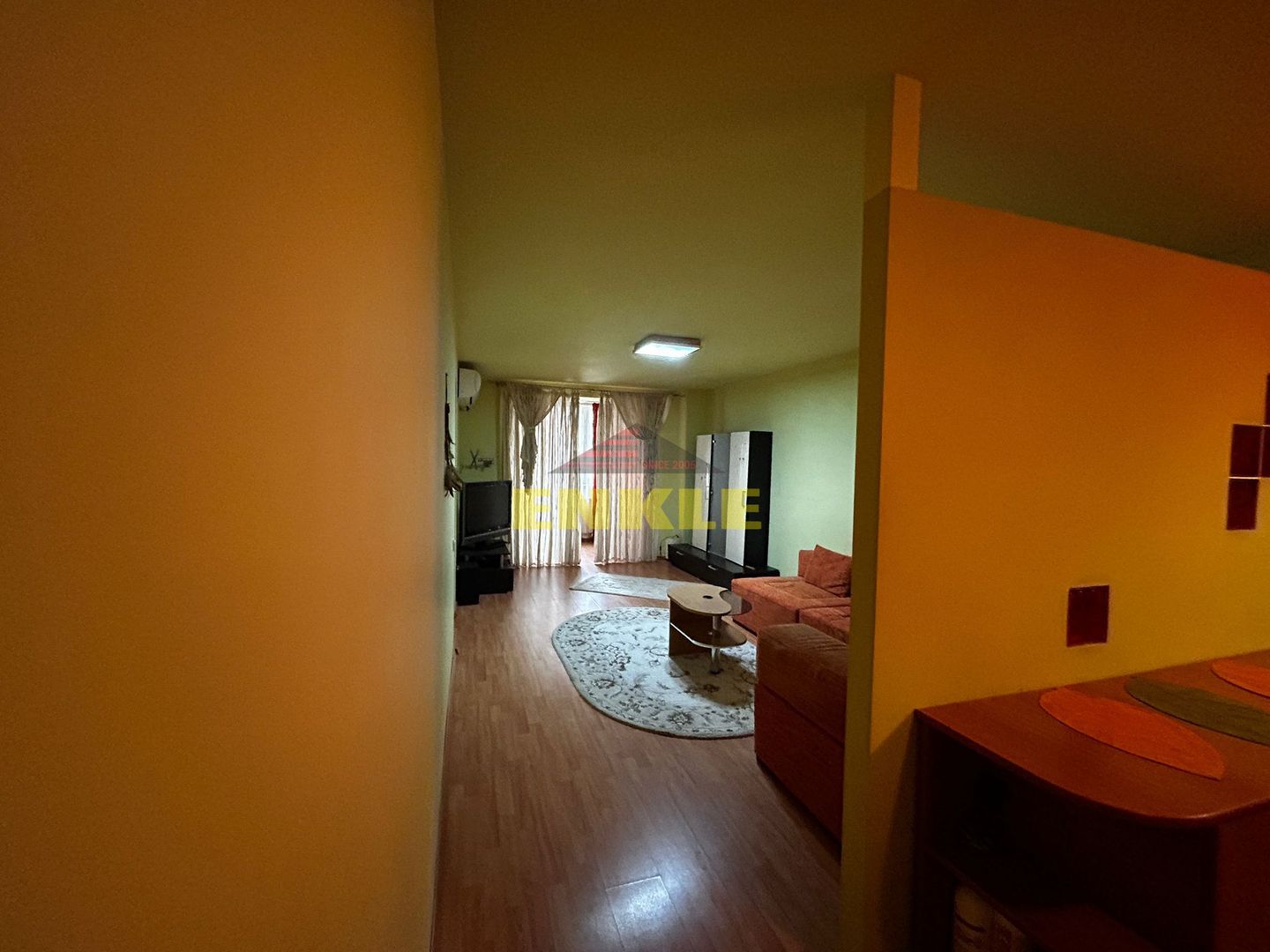 De inchiriat apartament cu 3 camere, zona Bulevard - Poză 1