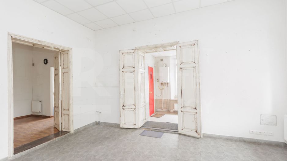 Chirie, spațiu comercial 59,2 mp, str. București, Centru - Poză 3