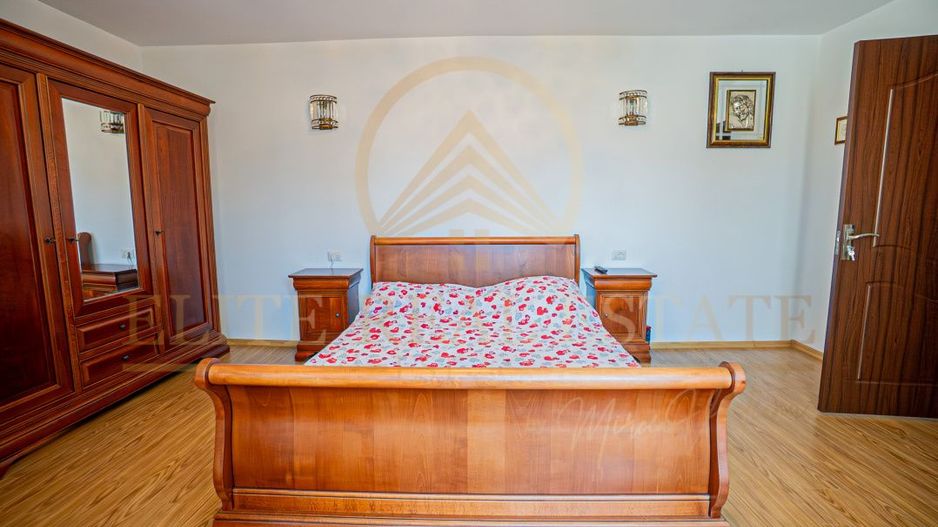 Ovidiu Sud - Zona premium - Vila impozanta, curte mare, garaj, terasa! - Poză 33