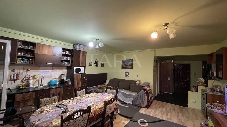 Confort și spațiu – 3 camere în Mănăștur. - Poză 1