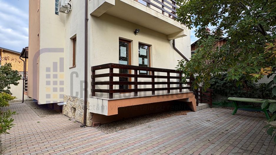 Vila individuala | 260 mp | open space pe fiecare nivel - Poză 1