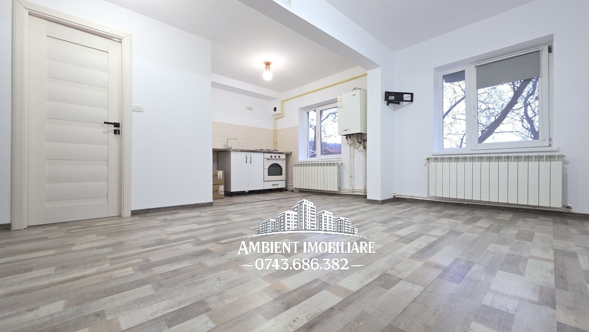 Garsonieră renovată tip open-space, etaj 2, VASLUI zona CONFECȚII; - Poză 1