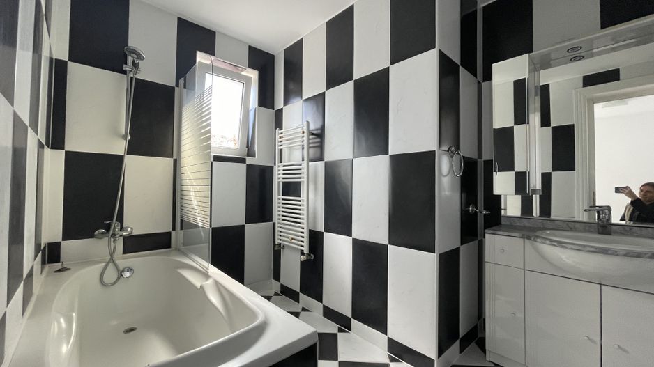 Vilă Individuală Spațioasă în Zona Iancu Nicolae - Poză 19